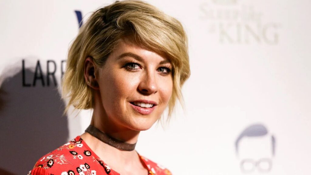 jenna elfman height