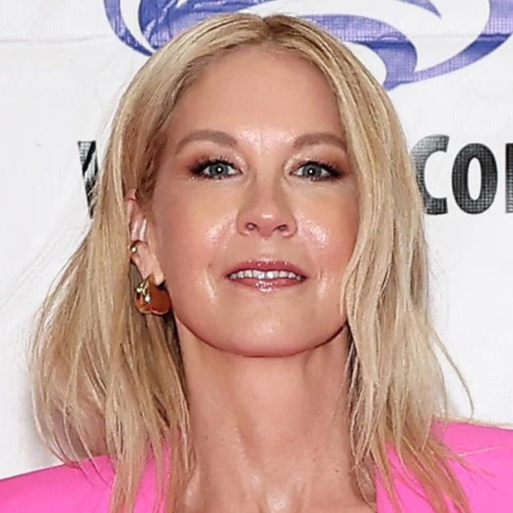 jenna elfman height